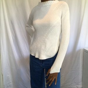 Tahari Girls white knit long sleeved sweater